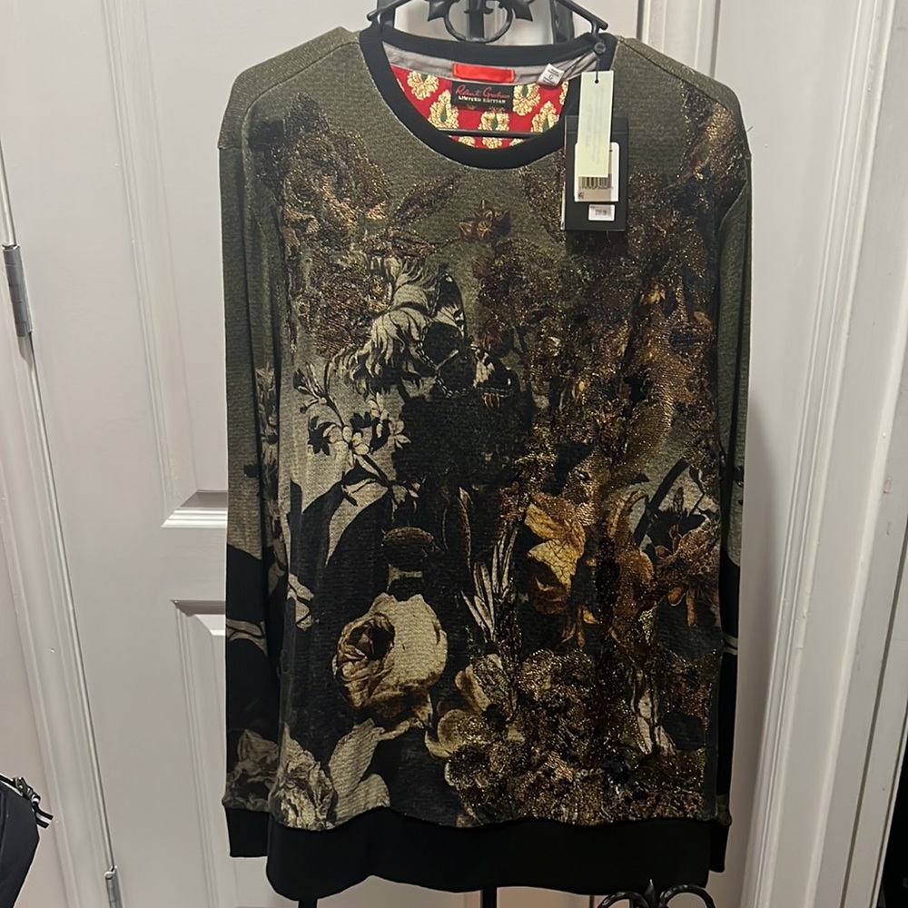 Sweater - Picture 2 of 4